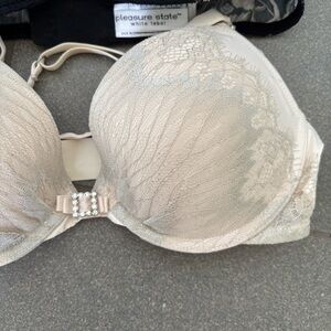 Pleasure state bra beautiful like new 34c